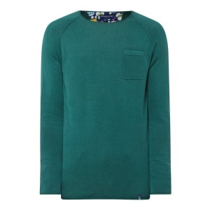 Sweter z kieszenią na piersi