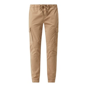 Spodnie dresowe o kroju slim fit z wpuszczanymi kieszeniami