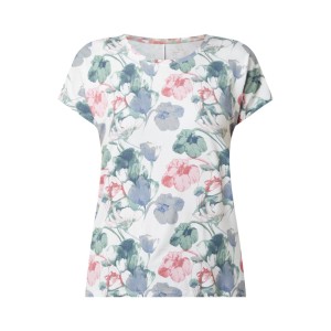 Bluzka we wzory na całej powierzchni