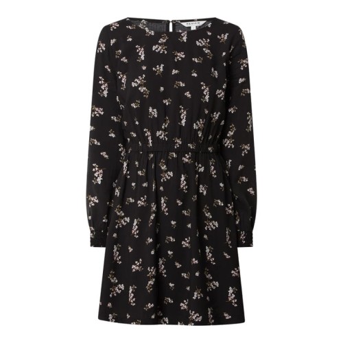 82eeb3f2cabbdda2418639d87d2879ae