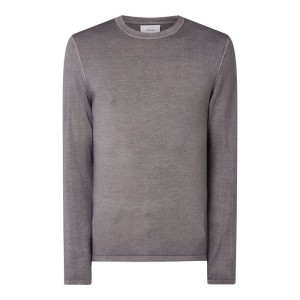 Sweter z wełny