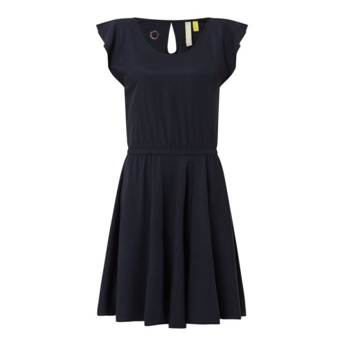 415b9aadf605616ec11b563f647037dc