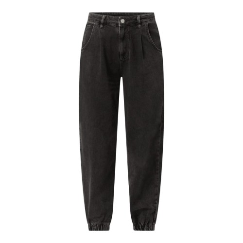 bbcade0e67a06ca3737fc9e4ad97792d