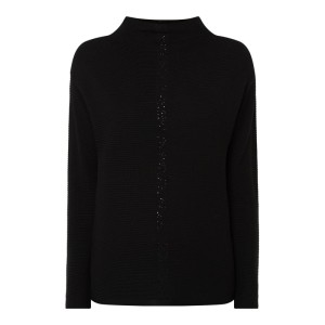 Sweter z kamieniami stras