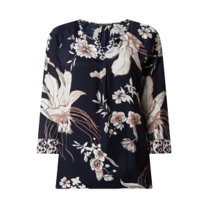 Bluzka w kwiatowe wzory