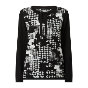 Sweter z wzorem w pepitkę