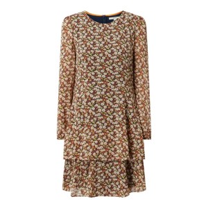 Sukienka ze stopniowaniem