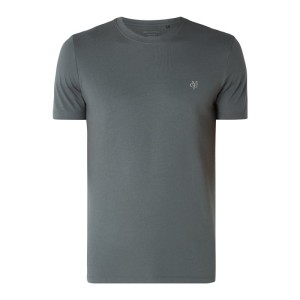 T-shirt o kroju shaped fit z bawełny ekologicznej