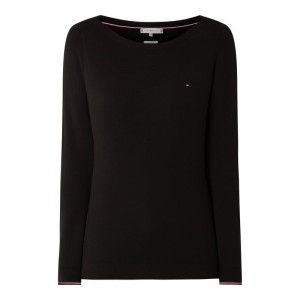 Sweter z dekoltem w łódkę