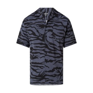 Koszula casualowa o kroju slim fit z mieszanki bawełny i wiskozy z krótkim rękawem model ‘Mornay’