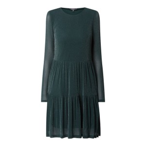 Sukienka z efektowną przędzą