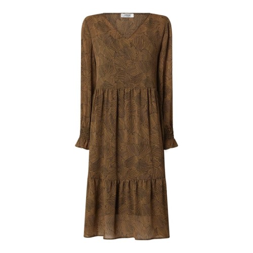 495982bf7a5bc17da9cfa89cb9e39c03