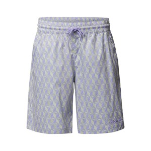 Szorty ze wzorem na całej powierzchni