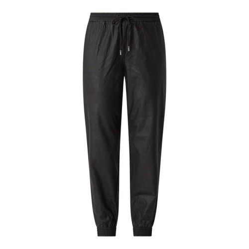 04c9256de4ec6e922fa7429bd6760ee2