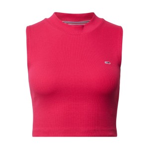 Krótki top z drobno prążkowanym efektem