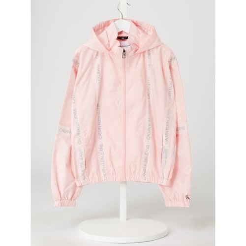 64cdfc084419e34fe4bf829630eb9548