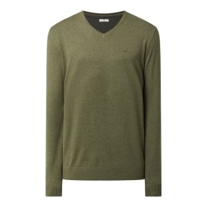 Sweter z dekoltem w serek