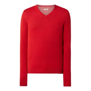 Sweter z dekoltem w serek