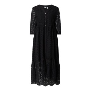Sukienka midi z ażurowej koronki