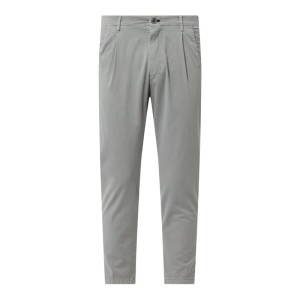 Spodnie o luźnym kroju z zakładkami w pasie i dodatkiem streczu model ‘Lead’