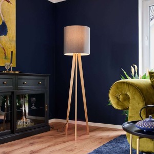 Lampa stojąca Nida z tkaniny z drewnianą podstawą