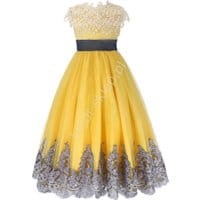 Wyjątkowa sukienka dziewczęca, eleganckie kreacje dla dziewczynek