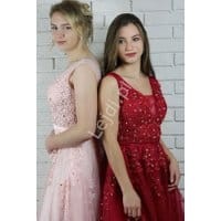 Tiulowa suknia wieczorowa w kolorze ciemnego wina, studniówkowa, na wesele