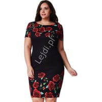 Czarna ołówkowa sukienka z czerwonymi różami Plus Size, Goddiva
