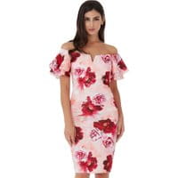Elegancka sukienka brzoskwiniowa w kwiaty z falbanami na rękawku 1801