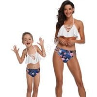 Bikini ze sznureczkami i flemingami dla mamy i córki