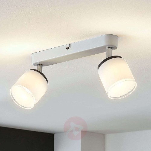 570ca963656e1e0637d19e8badfae095