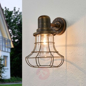 W klasycznym stylu – lampa zewnętrzna Bird