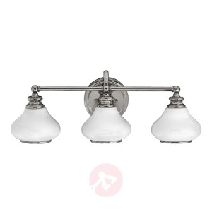 Chromowana lampa ścienna Ainsley, łazienkowa