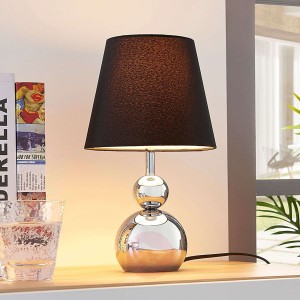 Chromowana lampa stołowa Andor z tkaniny, czarna