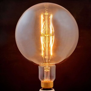 E27 żarówka filament LED 8W 1 900 K amber globe