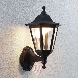 Zewnętrzna latarnia ścienna LED Iavo z czujnikiem