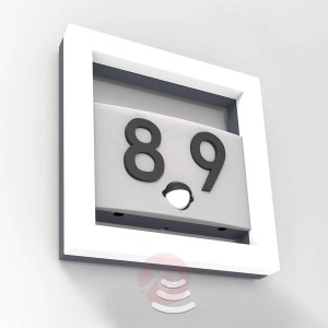 Alice – lampka LED z numerem domu, z czujnikiem