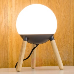 Lampa stołowa Mine z trójnożną podstawą