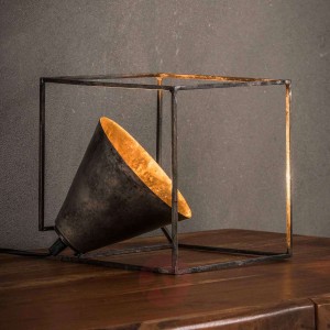 Lampa stołowa Licobus o nietypowym wzornictwie