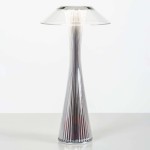 Kartell Space - lampa stołowa LED, chrom