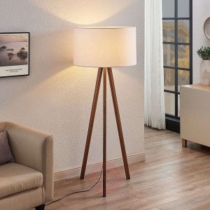 Lampa stojąca Makira na 3 nogach z kloszem, orzech