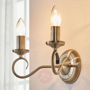 Eleg. lampa ścienna Marnia, kol. postarz. mosiądzu