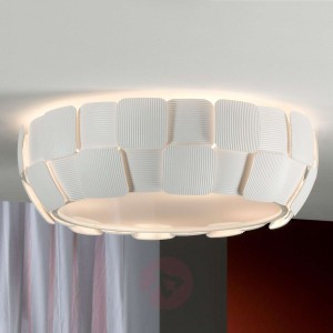 Charakterystyczna lampa sufitowa Quios