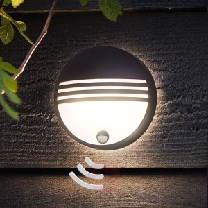 Philips Yarrow lampa zewnętrzna LED z czujnikiem