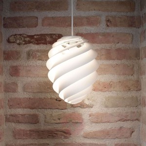 LE KLINT Swirl 2 Small, biała lampa wisząca